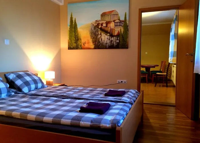 And Maraton بيت ضيافة 3*